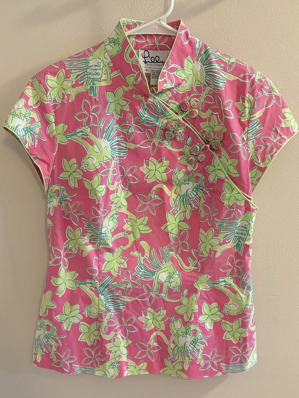 Lilly Pulitzer Pink Green Tropical Frog Closure Blouse Top Size 8